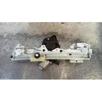 ELEVALUNAS TRASERO DERECHO 827209091R 
