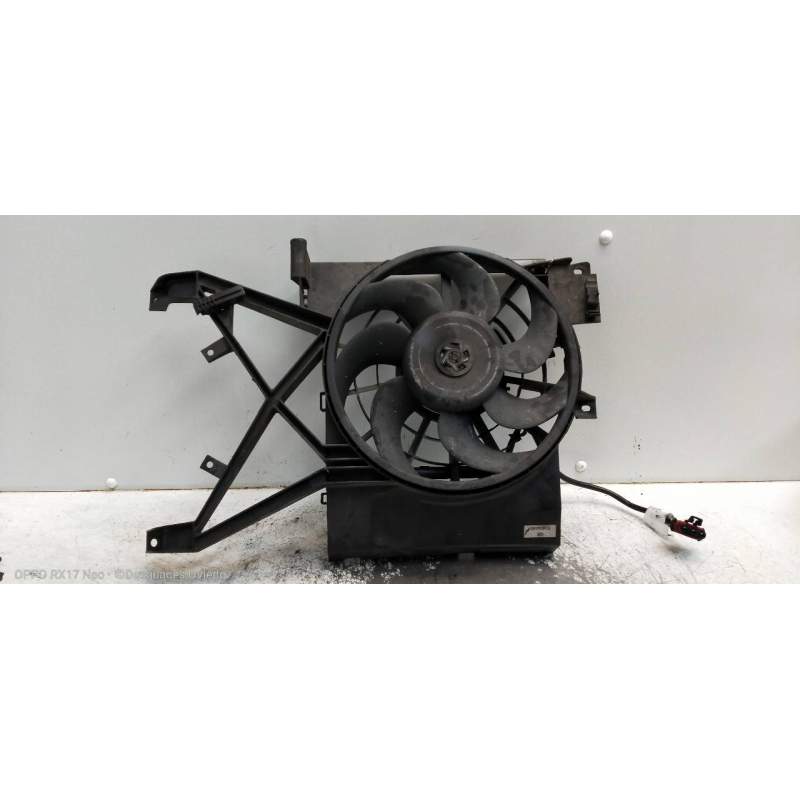 Recambio de electroventilador para opel vectra b berlina comfort referencia OEM IAM 52479024 2.0DTi B/99
