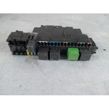 CAJA RELES / FUSIBLES 05045123 A0275454532 