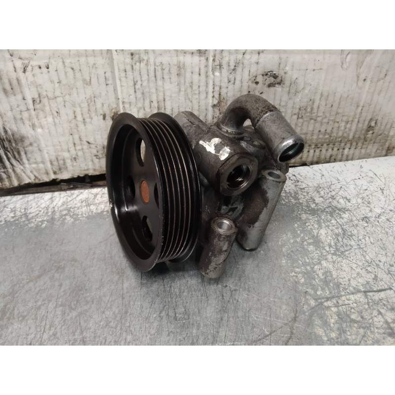 Recambio de bomba direccion para ford fiesta (cbk) fun referencia OEM IAM  13G 2005