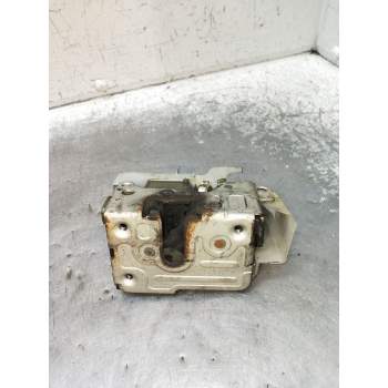 MOTOR CIERRE CENTRALIZADO TRASERO DERECHO 5P 2001