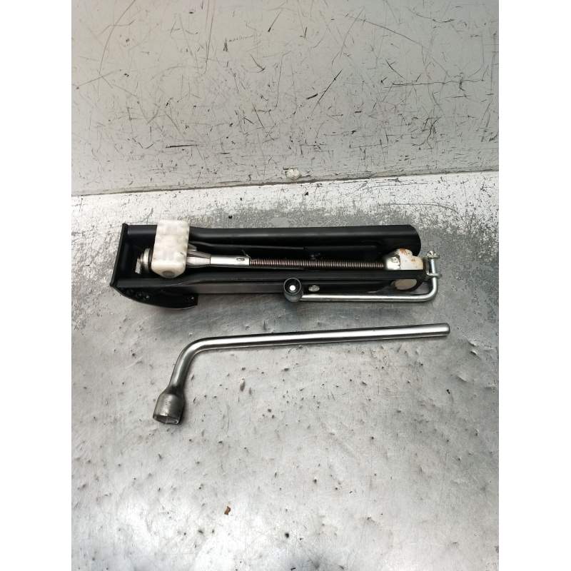 Recambio de gato para mercedes-benz clase e (w211) e 270 cdi (211.016) referencia OEM IAM   2002