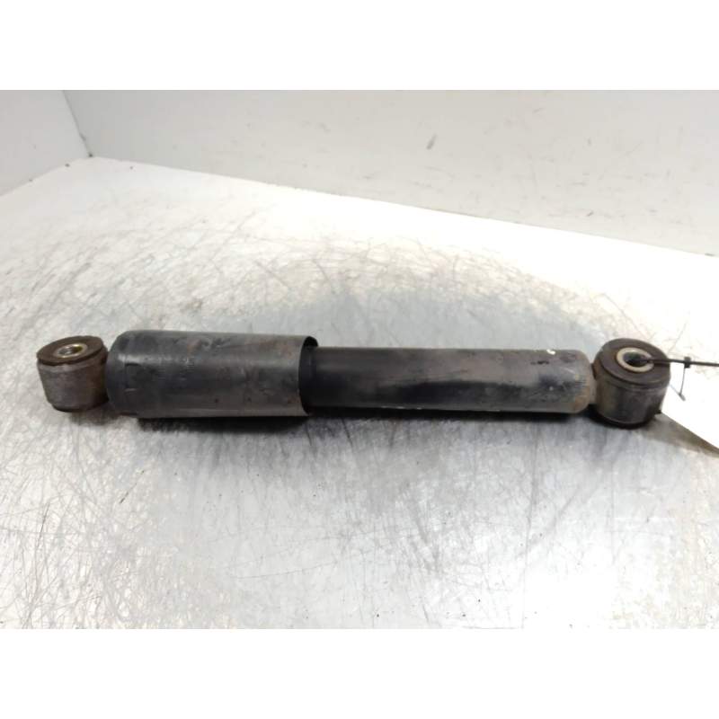 Recambio de amortiguador delantero para iveco daily caja cerrada (2006 =>) referencia OEM IAM  30DCI 2006