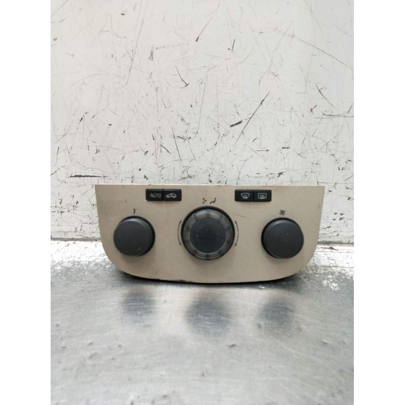 Recambio de mando calefaccion / aire acondicionado para opel corsa d (s07) 1.4 (l08, l68) referencia OEM IAM 90151277 0SL0007C68