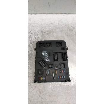 CAJA RELES / FUSIBLES BSIS0300 9655708480 S120104600L 