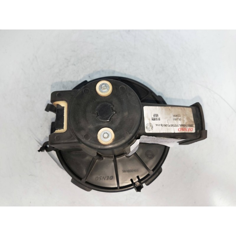 Recambio de motor calefaccion para ford ka (ccu) titanium+ referencia OEM IAM 503930100  