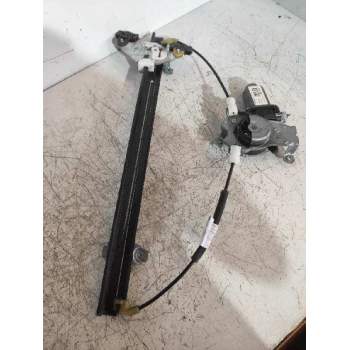 ELEVALUNAS DELANTERO DERECHO 119030 402122B 2122