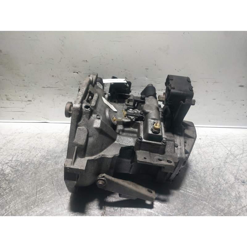 Recambio de caja cambios para chrysler voyager (es) 2.5 cat referencia OEM IAM A523 4670181 377