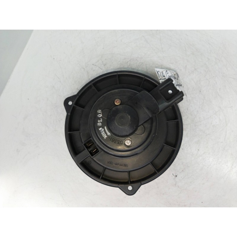 Recambio de motor calefaccion para kia carnival 2.9 turbodiesel cat referencia OEM IAM 03361102  