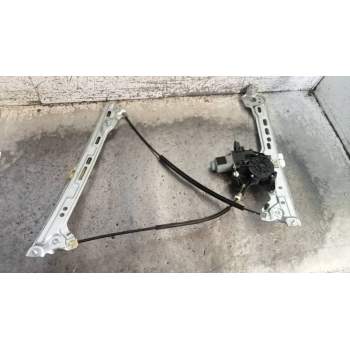 ELEVALUNAS DELANTERO DERECHO 807206746R 