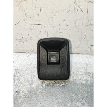 MANDO ELEVALUNAS DELANTERO DERECHO 0024008901T056 5P