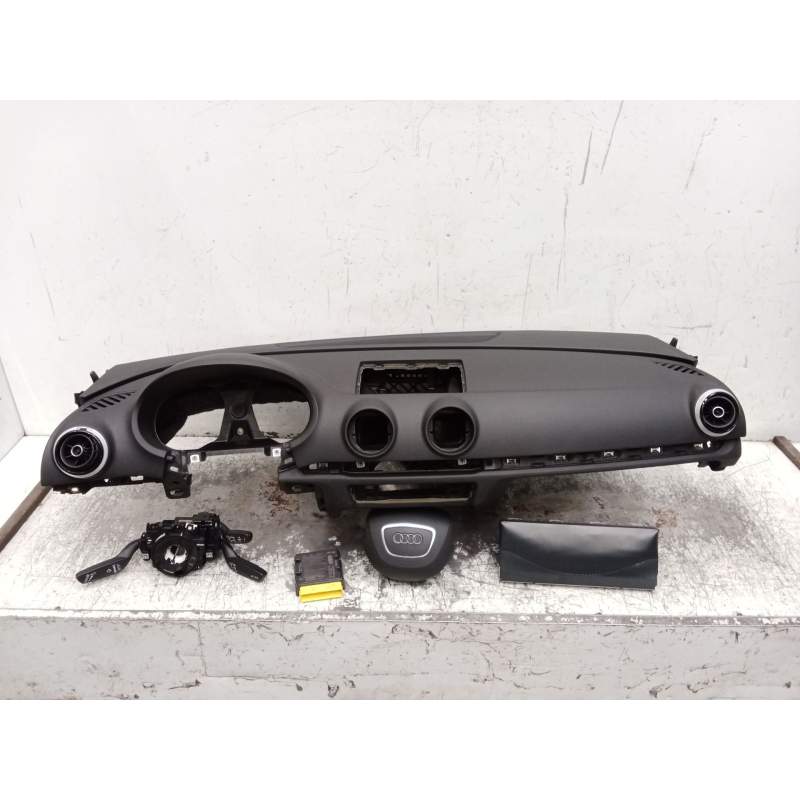 Recambio de kit airbag para audi a3 sportback (8va) ambiente referencia OEM IAM   2012