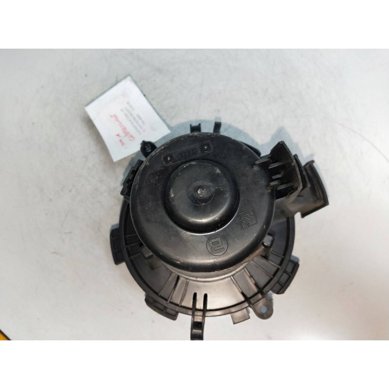 Recambio de motor calefaccion para nissan interstar mod. 04 (x70) 2.5 dci diesel cat referencia OEM IAM H6868  