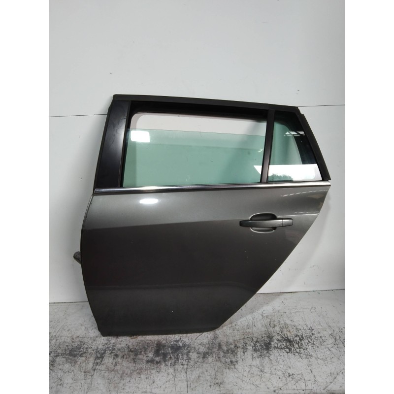 Recambio de puerta trasera izquierda para opel insignia sports tourer selective referencia OEM IAM 22805992  5P