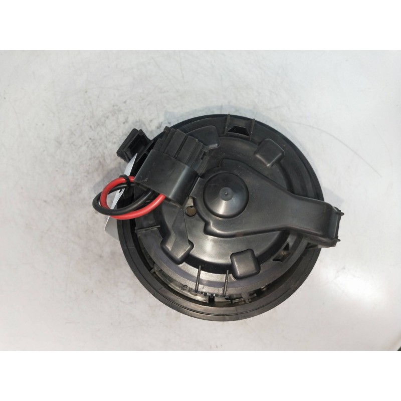 Recambio de motor calefaccion para peugeot 208 1.4 hdi fap referencia OEM IAM NN108411U0732  