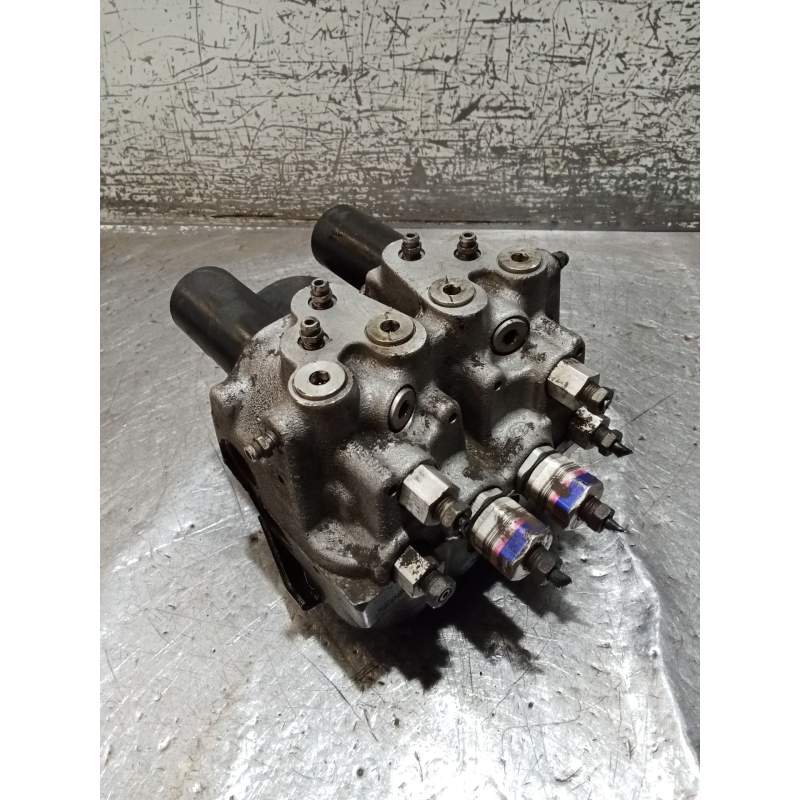 Recambio de abs para chrysler voyager ii (es) 2.5 td referencia OEM IAM 2822531 560062050 TLCBC000062060