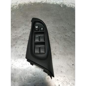 MANDO ELEVALUNAS DELANTERO IZQUIERDO 5P 2002