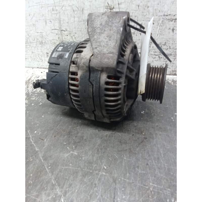 Recambio de alternador para ssangyong musso (fj) 2.9 d referencia OEM IAM 0123335003 0091543002 BOSCH
