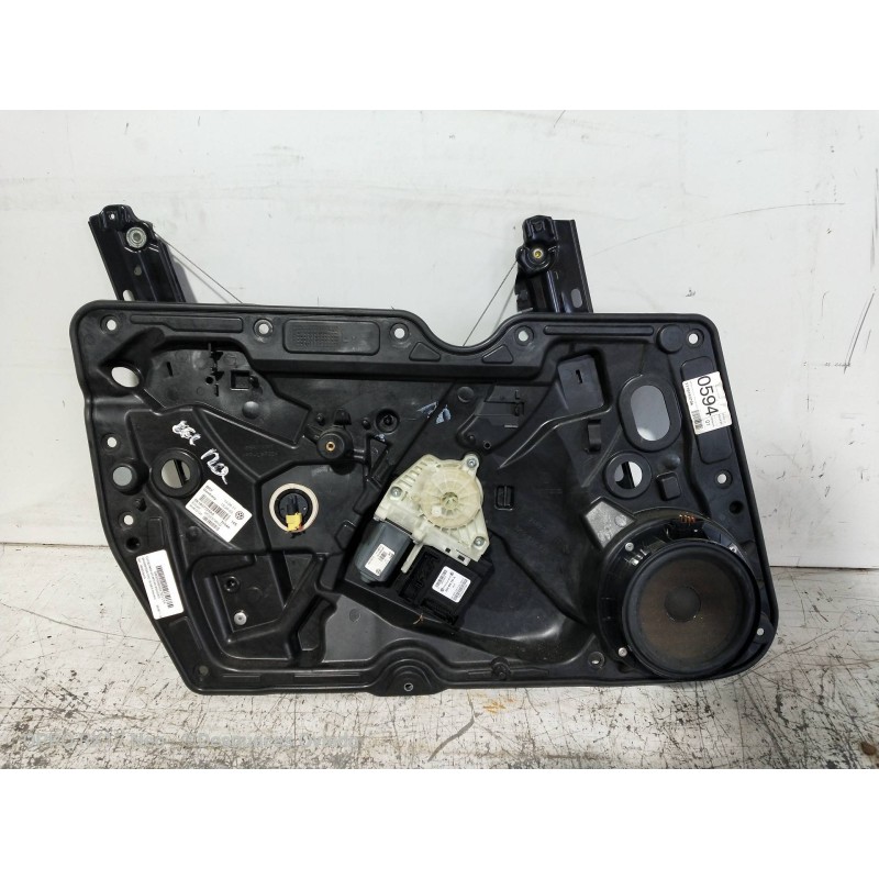 Recambio de elevalunas delantero izquierdo para volkswagen golf vi (5k1) advance referencia OEM IAM 5K1837729AA 5K0837461D 3P