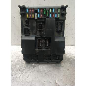 CAJA RELES / FUSIBLES 9651196780 BSIJ0200 9651197480