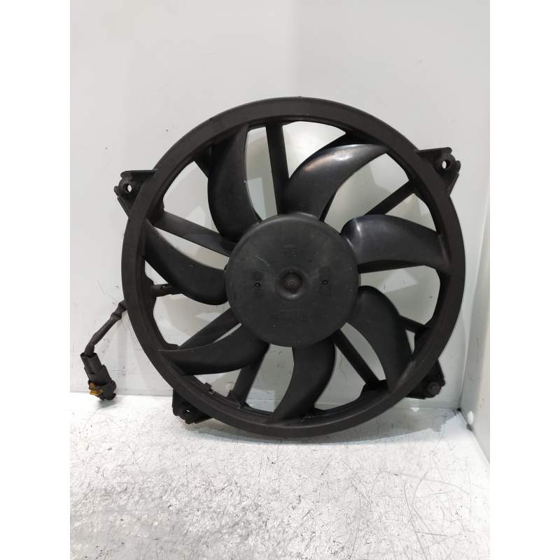 Recambio de electroventilador para peugeot 5008 premium referencia OEM IAM 9661571480  