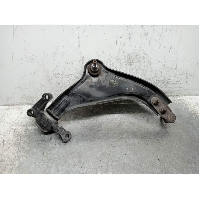Recambio de brazo suspension inferior delantero izquierdo para mini mini (r56) cooper referencia OEM IAM 677230105 16G 2006