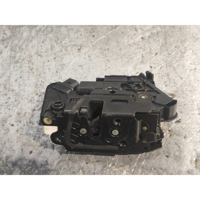 Recambio de motor cierre centralizado trasero izquierdo para skoda suberb (3t4) exclusive referencia OEM IAM 5N0839015D 05A5N083