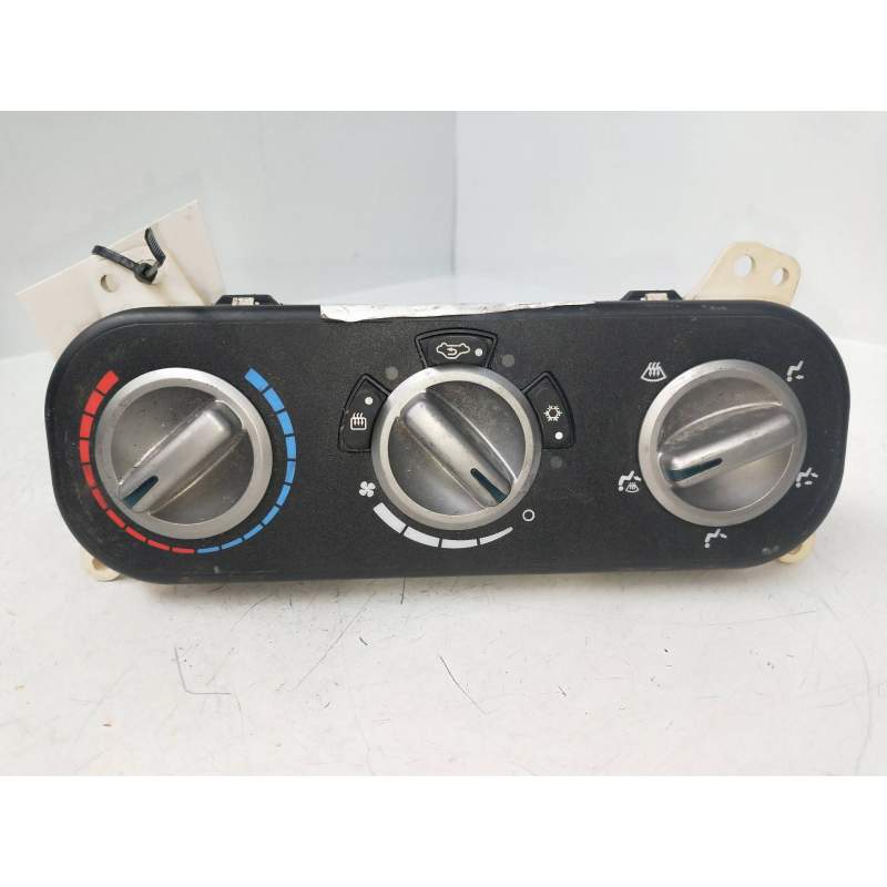 Recambio de mando calefaccion / aire acondicionado para jeep compass 2.4 16v cat referencia OEM IAM P05058299AE  