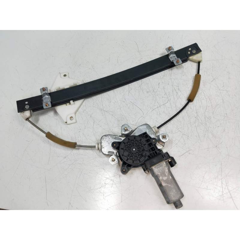 Recambio de elevalunas trasero izquierdo para ssangyong rodius referencia OEM IAM  5P 2005