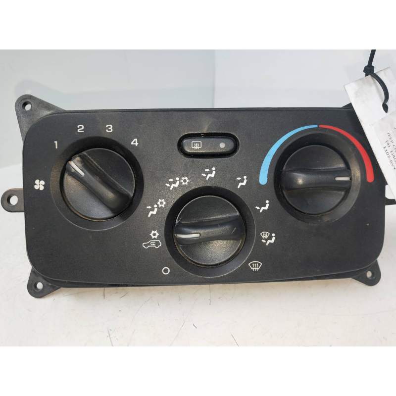Recambio de mando calefaccion / aire acondicionado para jeep cherokee (kj) 2.5 crd básico referencia OEM IAM P55037533AC  