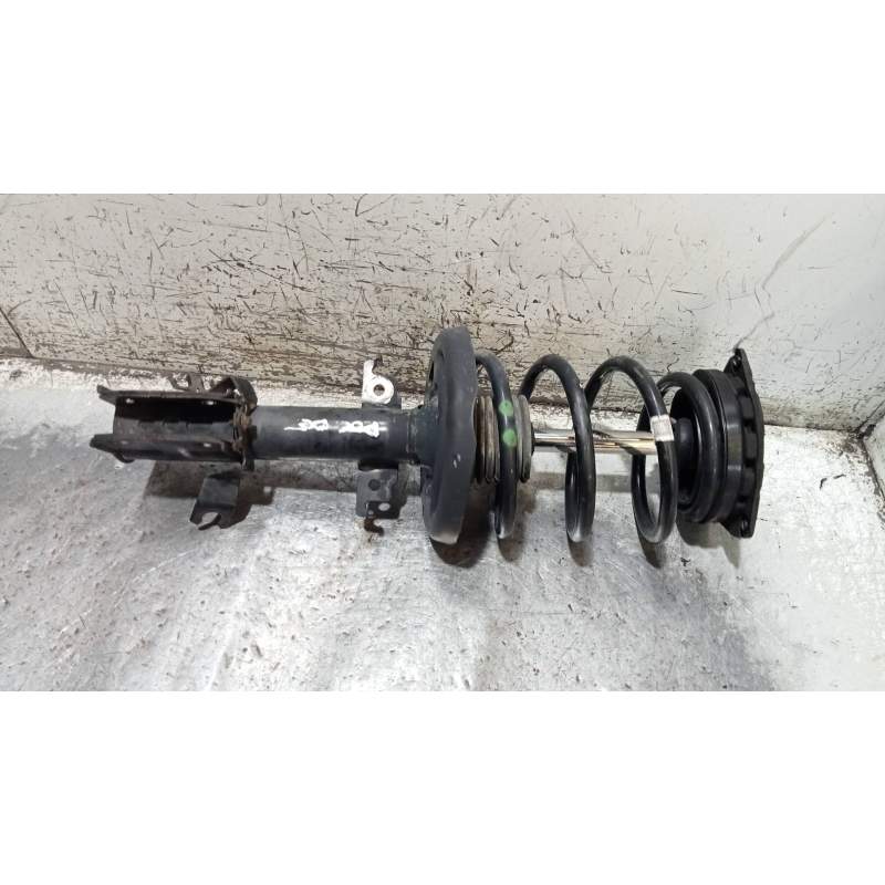 Recambio de amortiguador delantero derecho para renault scenic iii dynamique referencia OEM IAM 543020017R 16DCI 2009