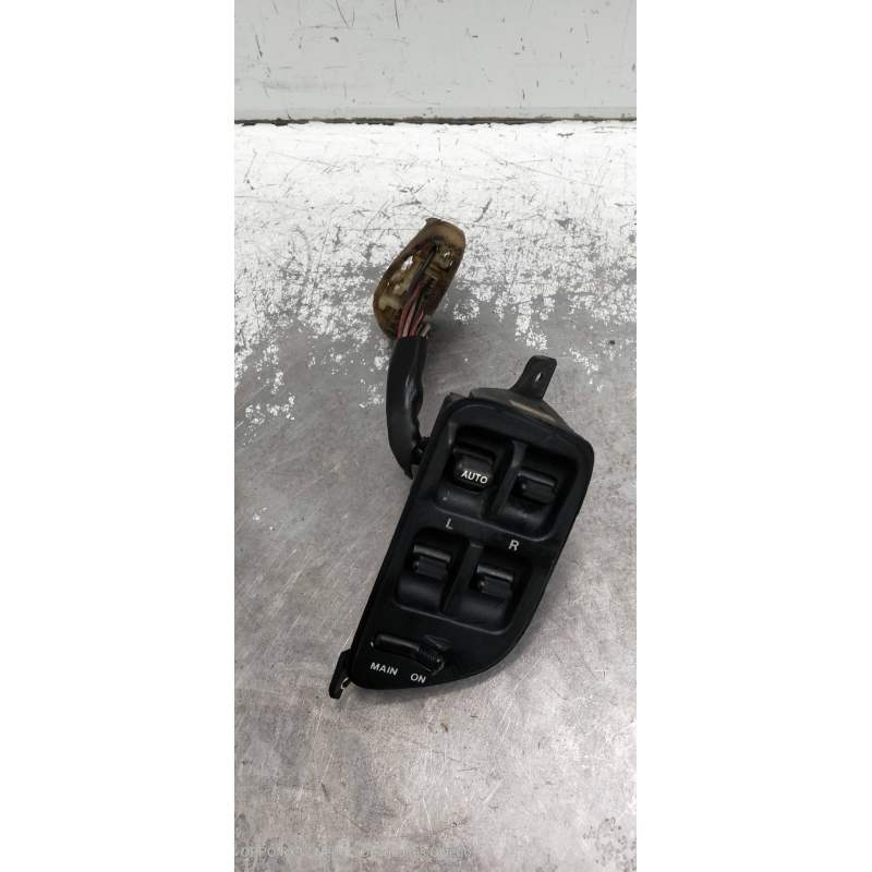 Recambio de mando elevalunas delantero izquierdo para mg serie 400 (xw) 416 gti referencia OEM IAM   