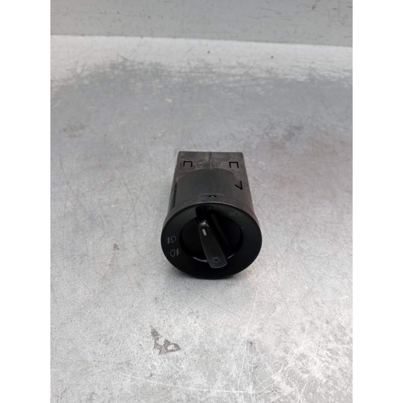 Recambio de mando luces para volkswagen passat b5 (3b2) 1.9 tdi referencia OEM IAM 3B0941531C INTERRUPTOR 1997