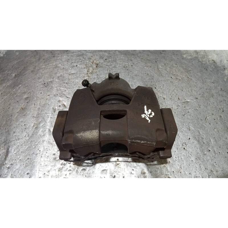 Recambio de pinza freno delantera derecha para renault scenic iii dynamique referencia OEM IAM  16DCI 2009