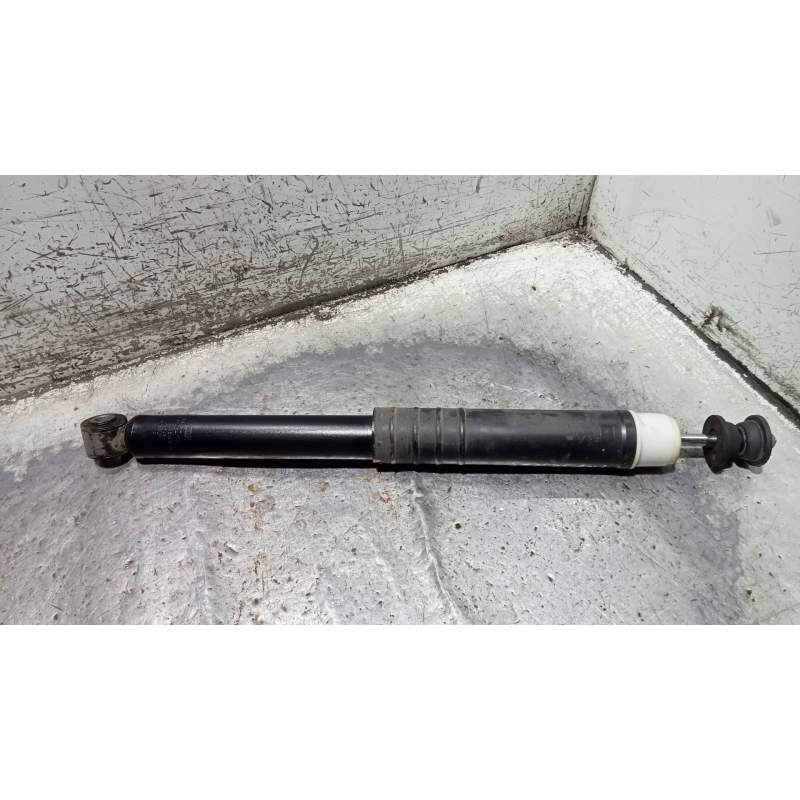 Recambio de amortiguador trasero izquierdo para renault captur 1.2 tce energy referencia OEM IAM 562107338R 03091000506 