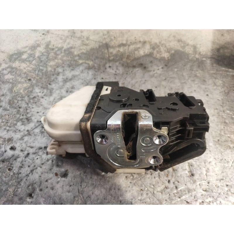 Recambio de motor cierre centralizado delantero izquierdo para hyundai santa fe (dm) tecno 4wd referencia OEM IAM 813102W010  