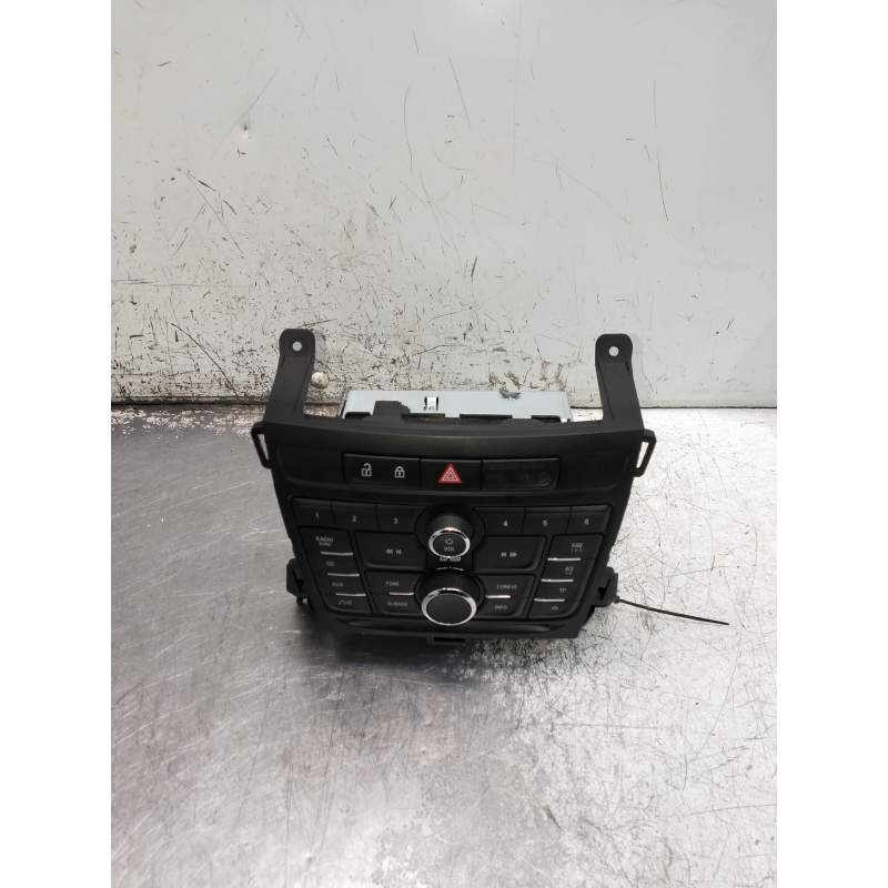 Recambio de sistema audio / radio cd para opel zafira tourer referencia OEM IAM 22924493  2012