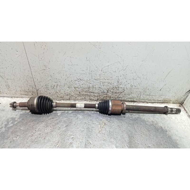 Recambio de transmision delantera derecha para renault scenic iii dynamique referencia OEM IAM 391001702R 16DCI 2009