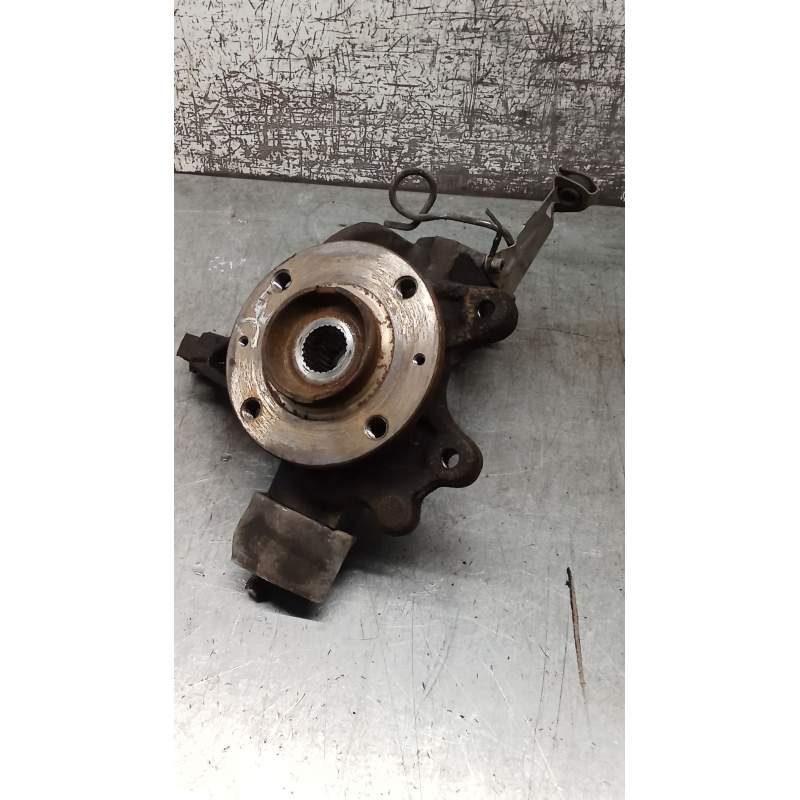 Recambio de mangueta delantera derecha para citroën bx (xb-_) 14 e referencia OEM IAM  14G 1983