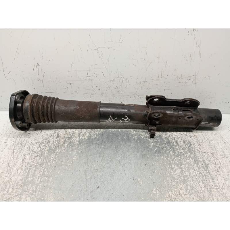 Recambio de amortiguador delantero derecho para volkswagen crafter caja cerrada caja cerrada 35 referencia OEM IAM A9063230400  