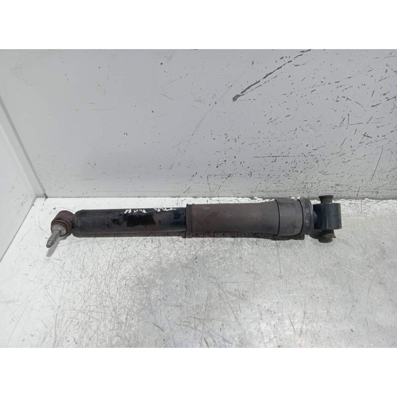 Recambio de amortiguador trasero derecho para renault espace v intens referencia OEM IAM 562102387R  