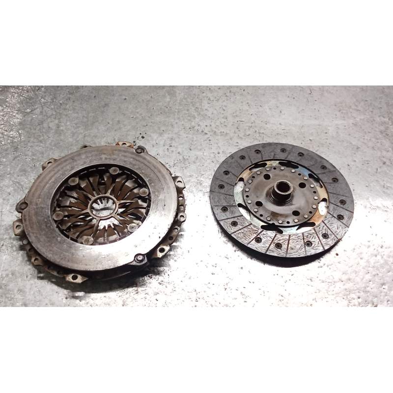 Recambio de kit embrague para citroën c4 lim. seduction referencia OEM IAM 9675022680 16HDI 2010