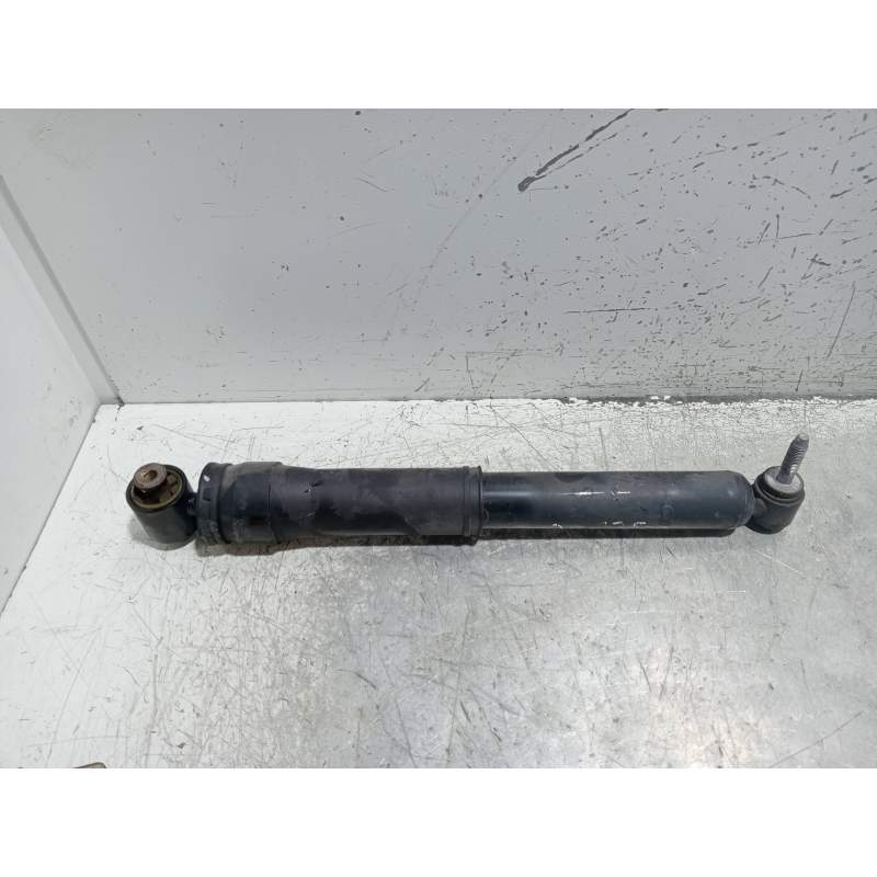 Recambio de amortiguador trasero izquierdo para renault espace v intens referencia OEM IAM 562102387R  