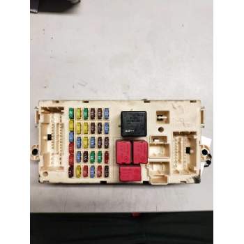 CAJA RELES / FUSIBLES 50510079 19JTD 2006