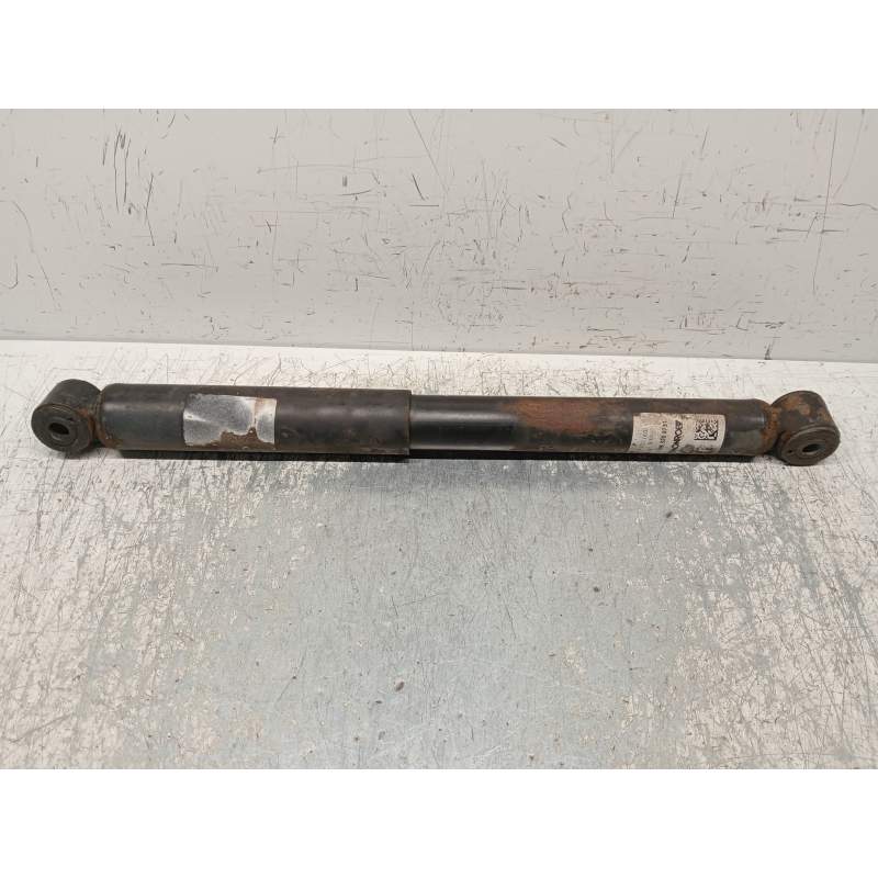 Recambio de amortiguador trasero izquierdo para volkswagen crafter caja cerrada caja cerrada 35 referencia OEM IAM A9063200731  