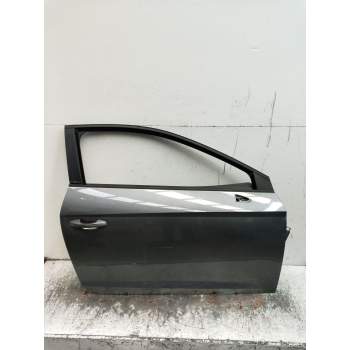 PUERTA DELANTERA DERECHA 3P 