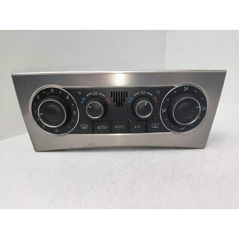 Recambio de mando calefaccion / aire acondicionado para mercedes-benz clase c (w203) sportcoupe referencia OEM IAM A2038303435 F