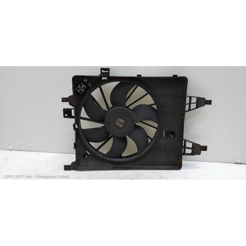 Recambio de electroventilador para renault kangoo dynamique referencia OEM IAM 8200427466B  