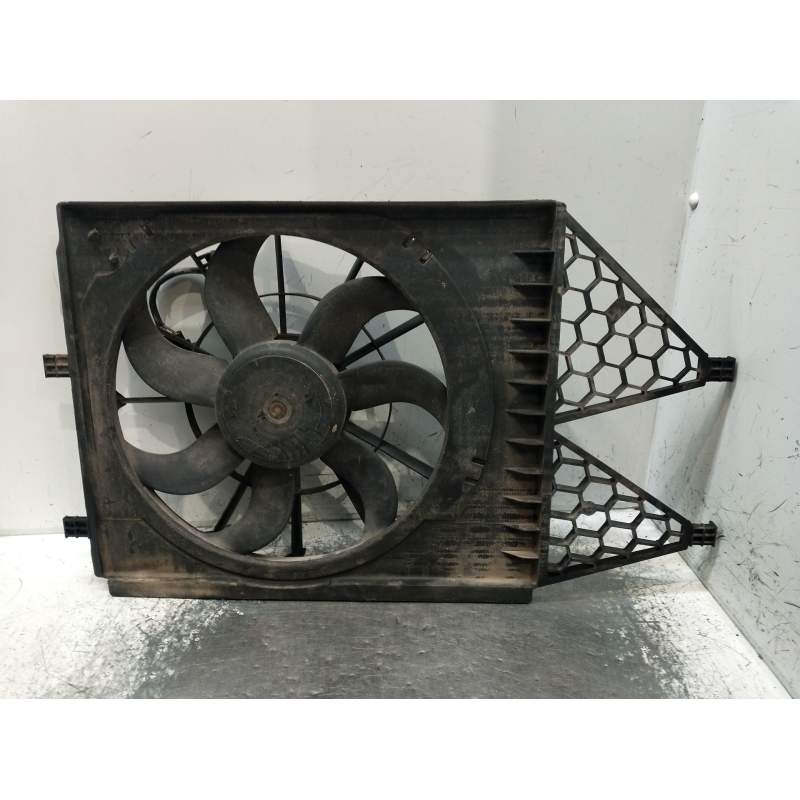 Recambio de electroventilador para skoda rapid (nh3, nk3, nk6) 1.6 tdi referencia OEM IAM   2012
