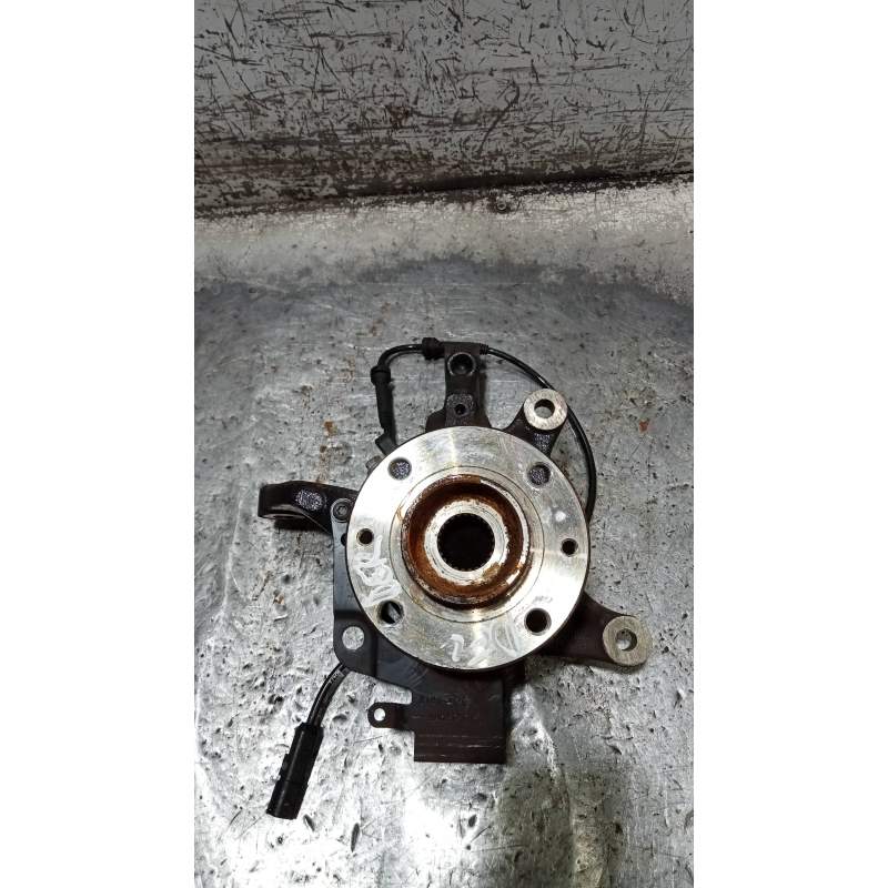 Recambio de mangueta delantera derecha para renault captur 1.2 tce energy referencia OEM IAM   